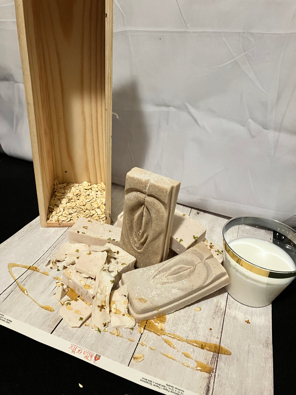 Men’s Oatmeal Milk and Honey Facial Soap Bar